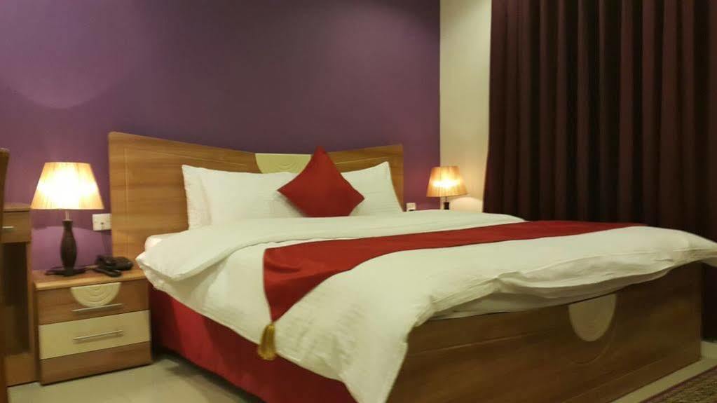 Al Manaf Hotel Suites Maszkat Kültér fotó